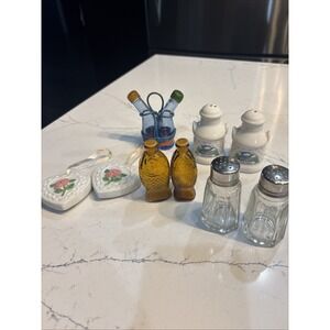 Vintage Ceramic Salt & Pepper Shaker's Assorted Lot of  5 Sets